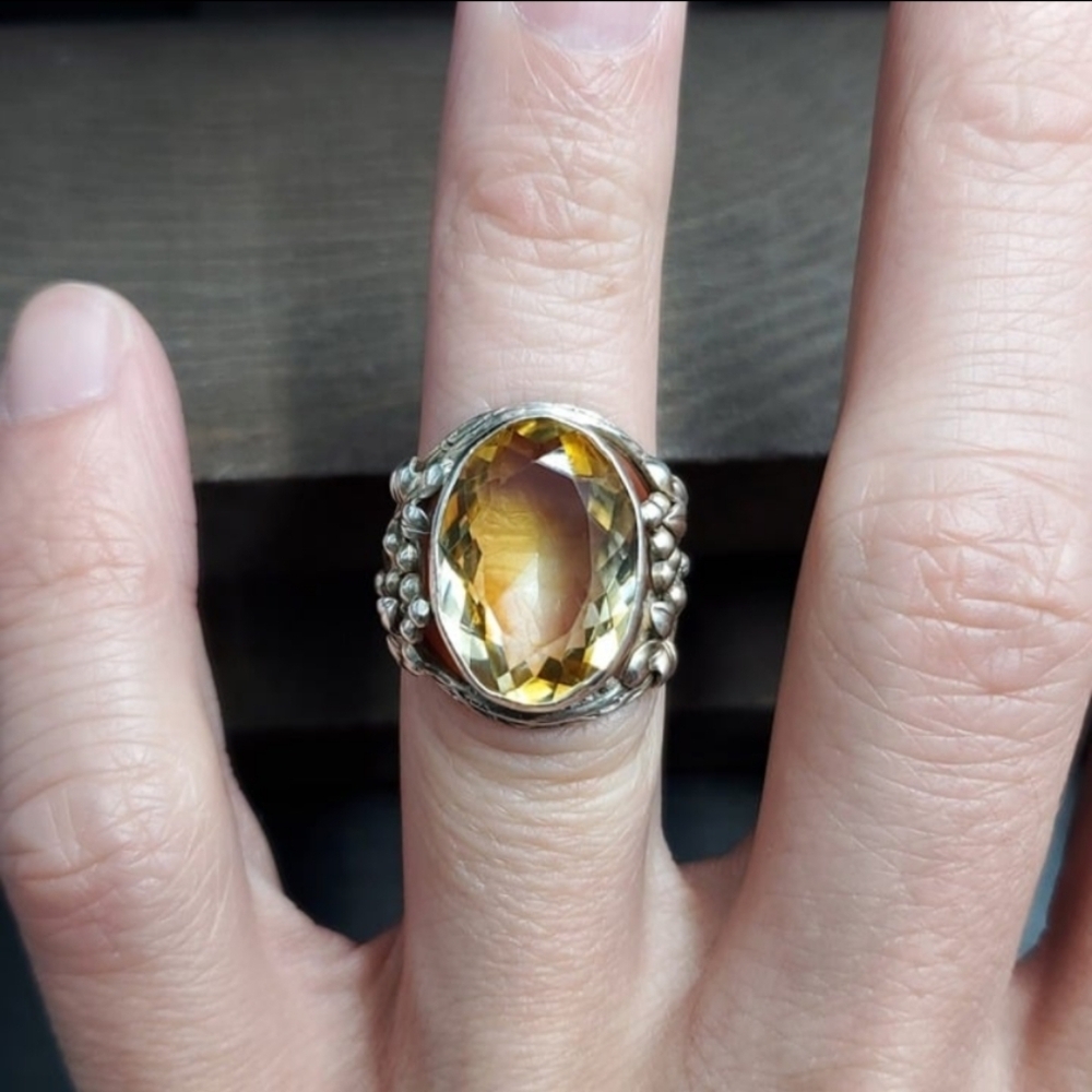 Size 6 Sterling Silver Handmade Large Oval Citrine Gem Ring